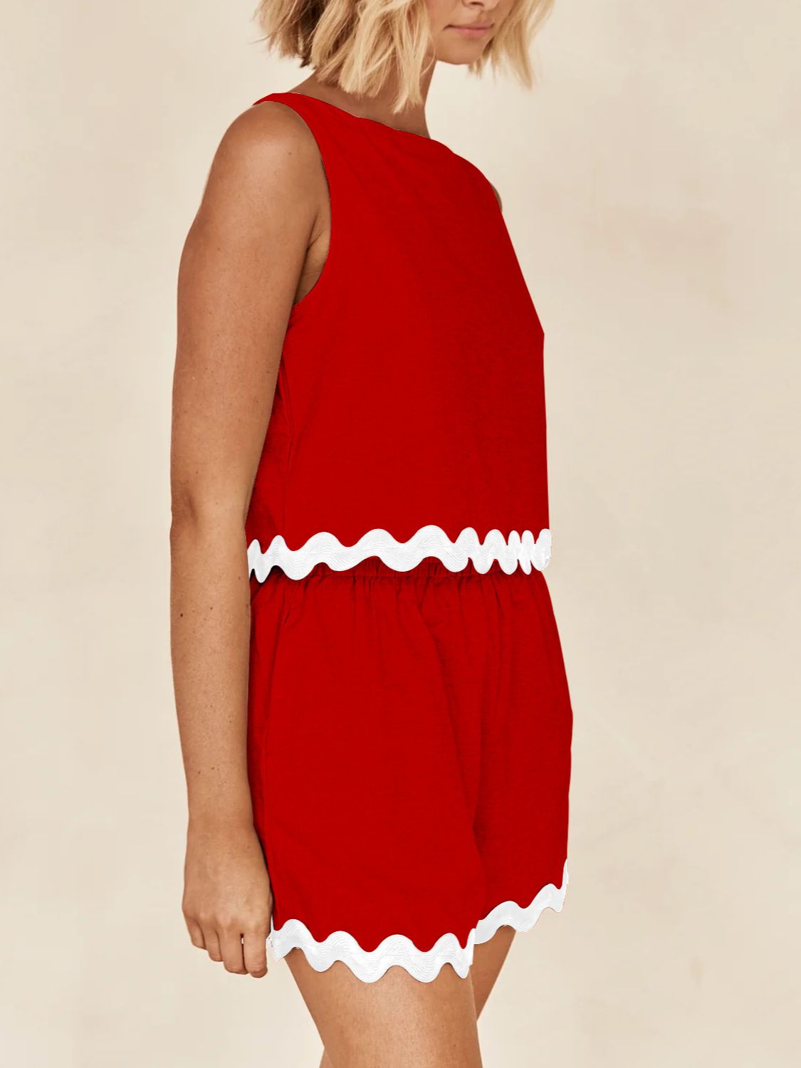 Contrast Trim Round Neck Tank and Shorts Set