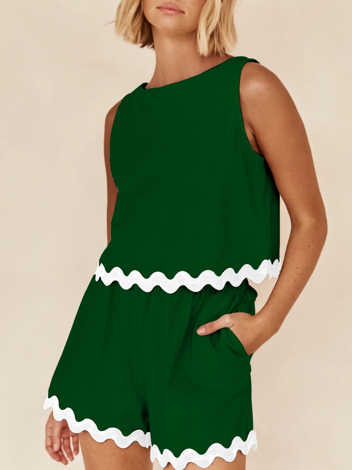 Contrast Trim Round Neck Tank and Shorts Set