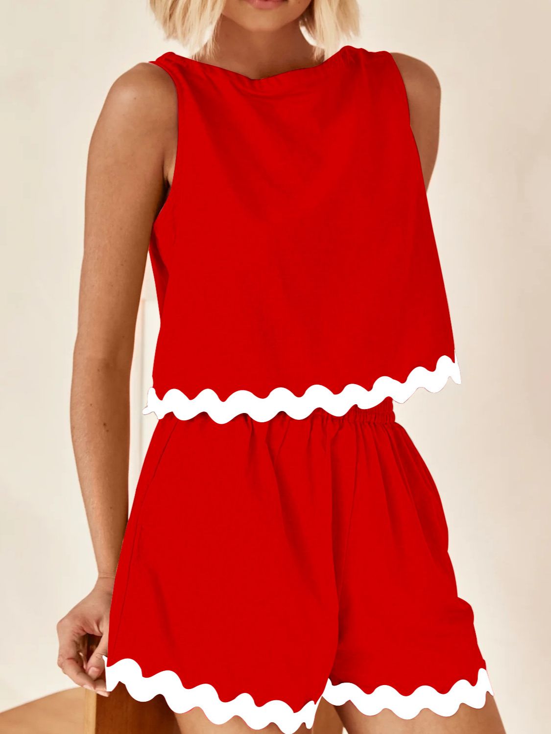 Contrast Trim Round Neck Tank and Shorts Set