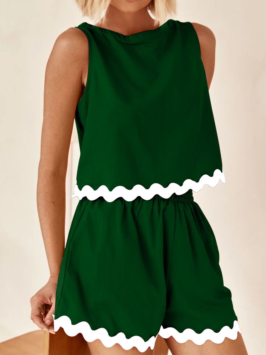 Contrast Trim Round Neck Tank and Shorts Set