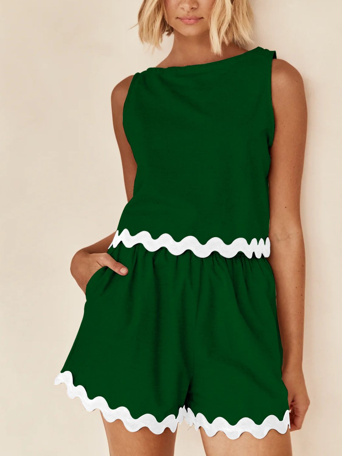 Contrast Trim Round Neck Tank and Shorts Set