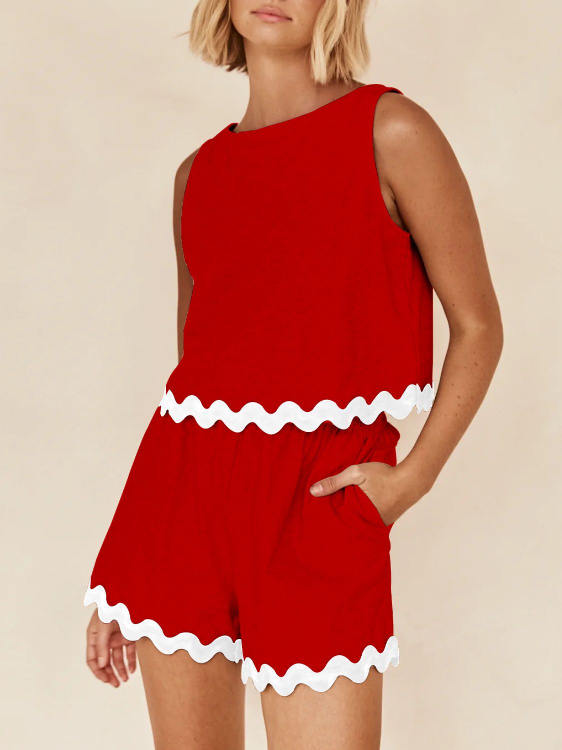 Contrast Trim Round Neck Tank and Shorts Set